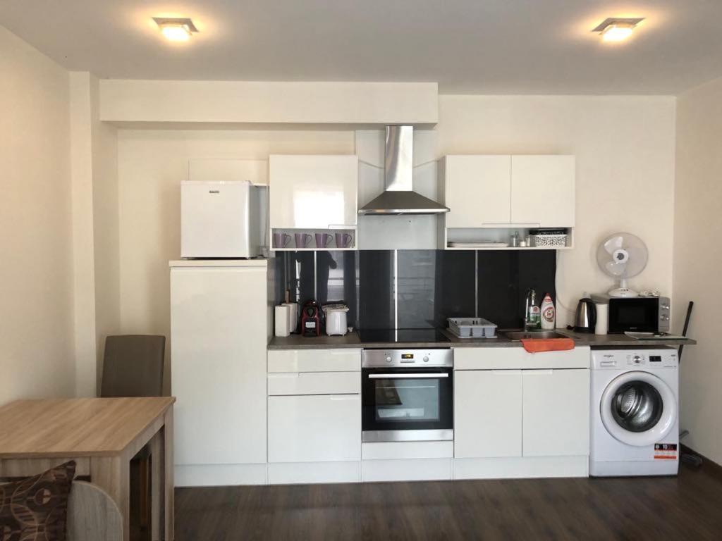 Ádám Guesthouse I. Kecskemét Eksteriør billede