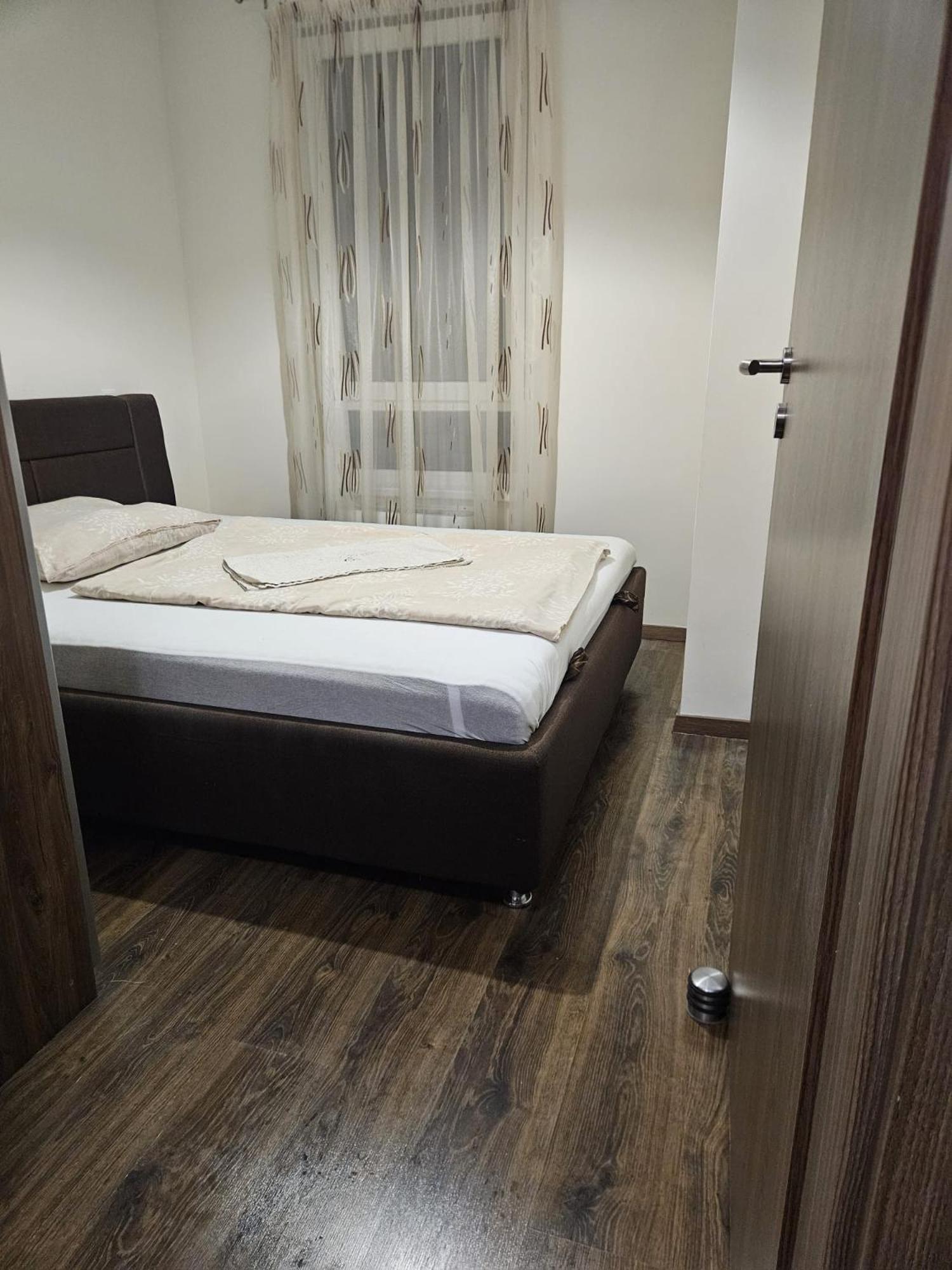 Ádám Guesthouse I. Kecskemét Eksteriør billede